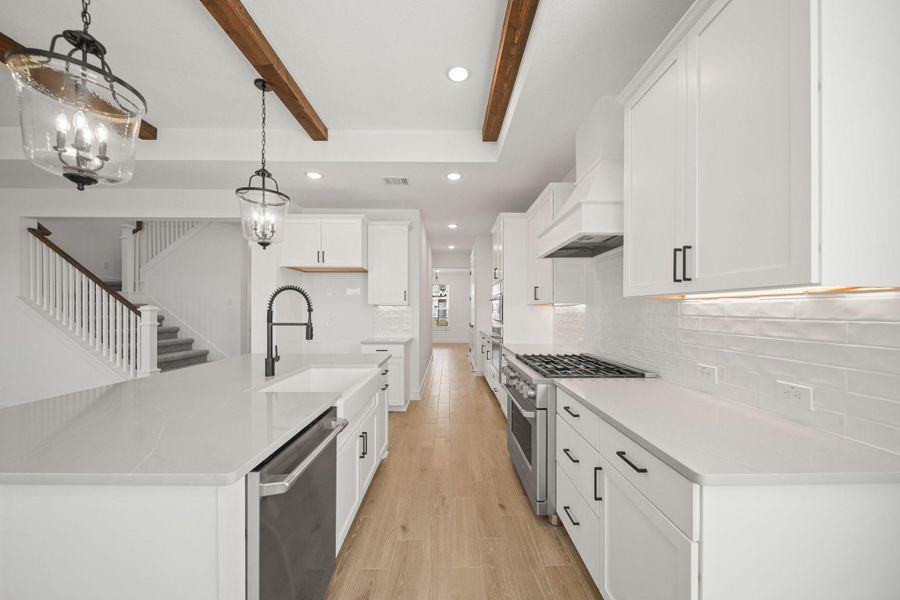 Stunning kitchen (*Photo not of actual home and used for illustration purposes only.)