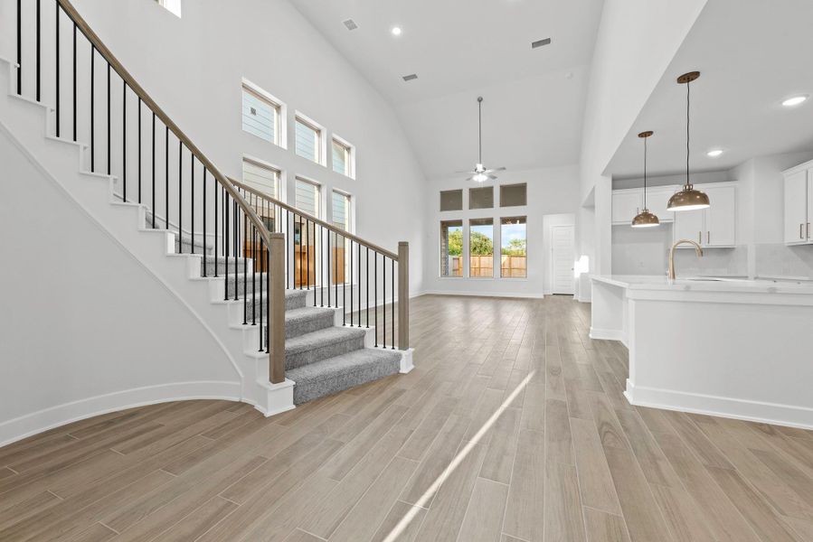 Representative image. Features, specifications, selections and colors may vary. Representative image. Features, specifications, selections and colors may vary.