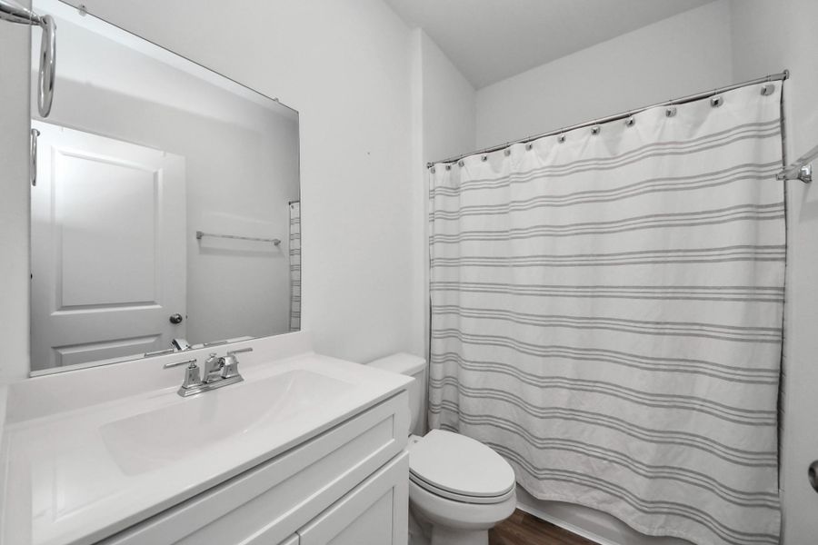 Secondary bathroom #1