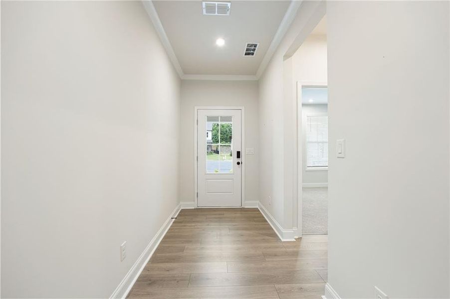 Spacious, unfurnished interior of a new home in Hillside Manor, Powder Springs (Image 41). Spacious, unfurnished interior of a new home in Hillside Manor, Powder Springs (Image 41).