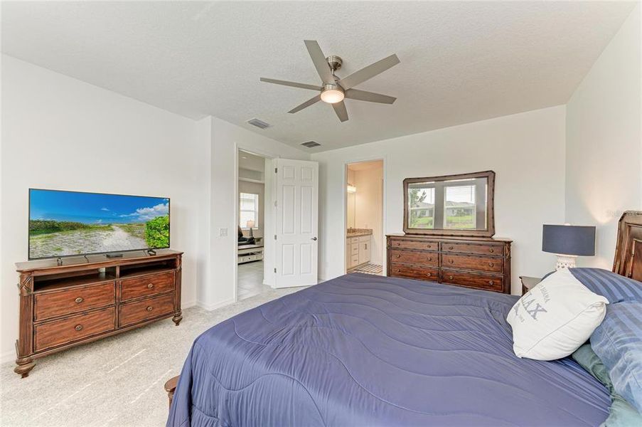 Furnished interior view inside a new home in , Lakewood Ranch (Image 36).