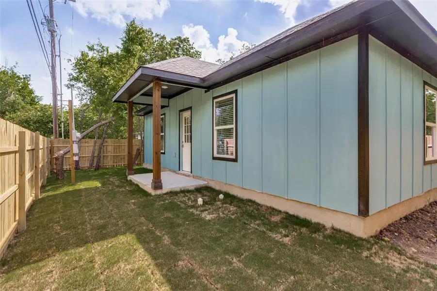 Exterior details and patio area of a home in , Fort Worth (Image 3).
