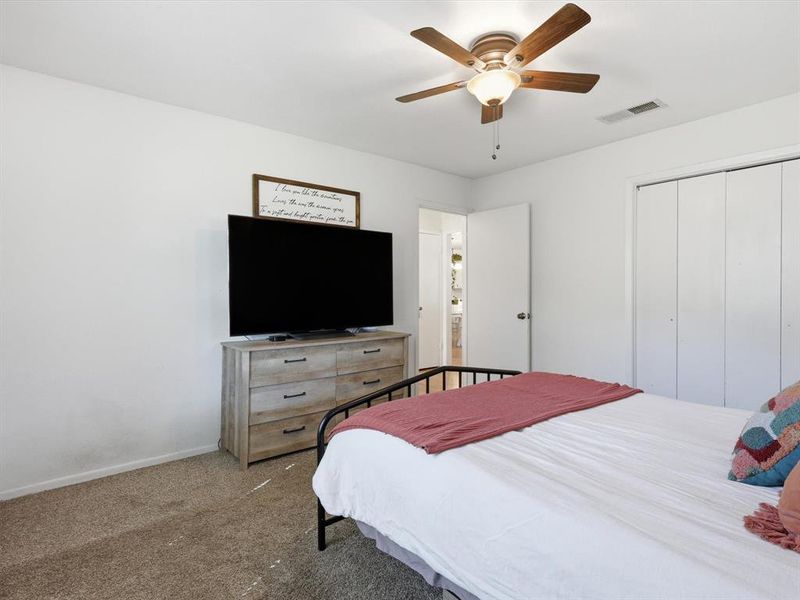 Furnished interior view inside a new home in , Paradise (Image 4).