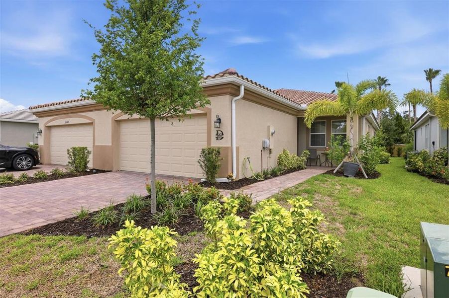 Image 40 of a home in Wellen Park.
