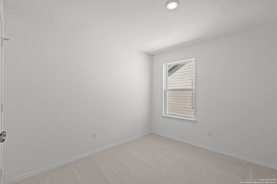 Spacious, unfurnished interior of a new home in Horizon Ridge, San Antonio (Image 28).