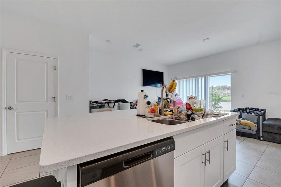 Furnished interior view inside a new home in , Kissimmee (Image 11).