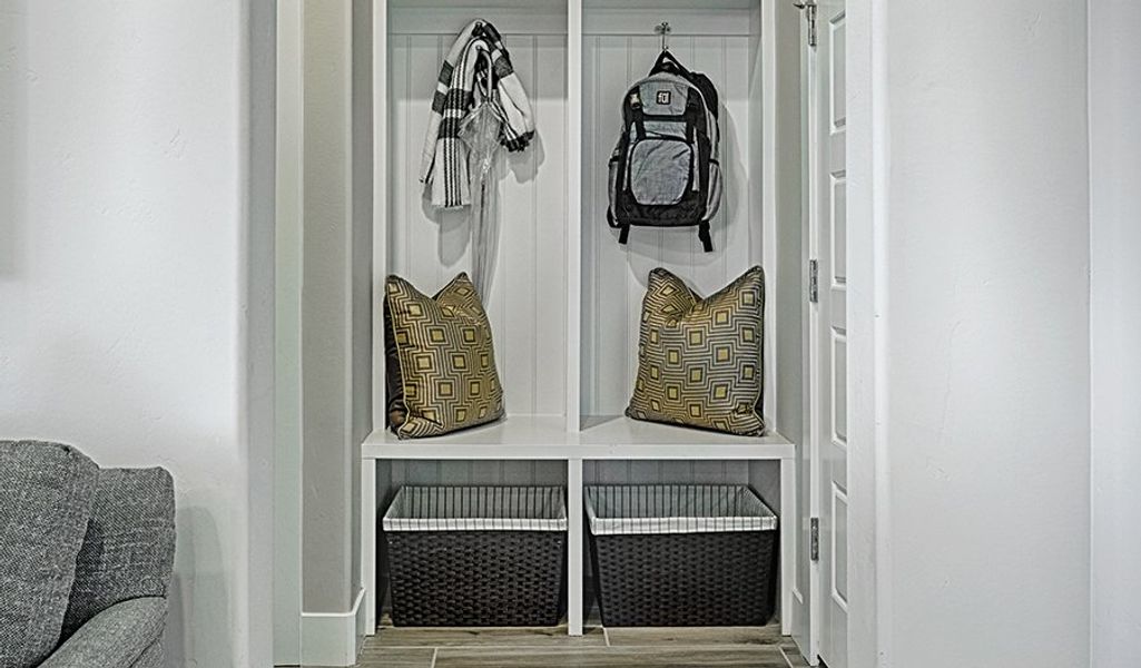 Bedford-722-UT Mudroom Bedford-722-UT Mudroom