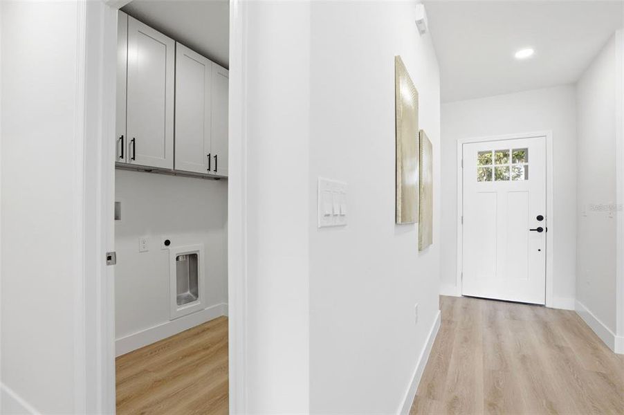 Spacious, unfurnished interior of a new home in , Leesburg (Image 23).