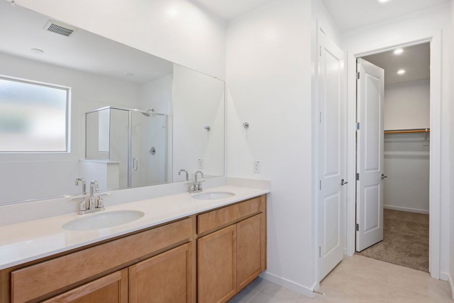 Furnished interior view inside a new home in Montana Vista - Highland, Buckeye (Image 14).