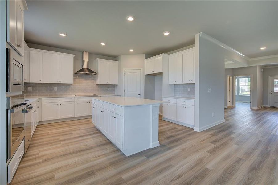 Furnished interior view inside a new home in Bowers Farm, McDonough (Image 9).