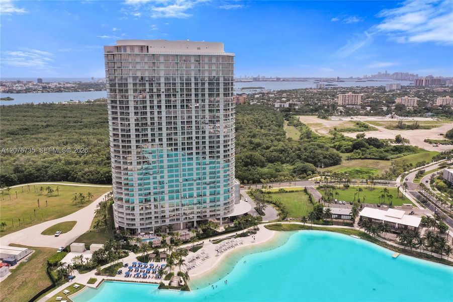 Condo located in North Miami, FL showcasing its design and architecture (Image 51).