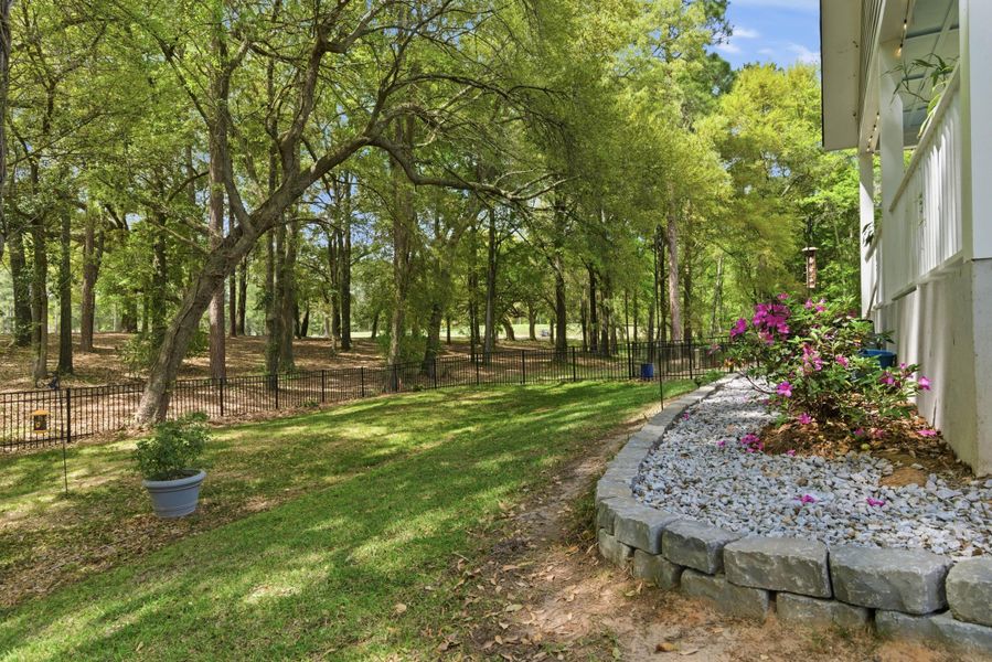 Image 81 of a home in .