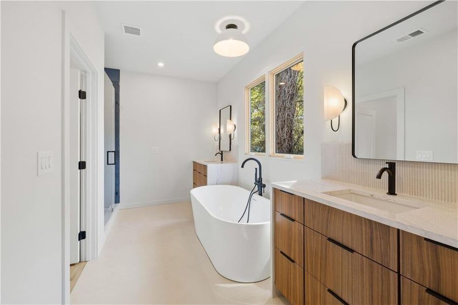 Furnished interior view inside a new home in , Atlanta (Image 14).