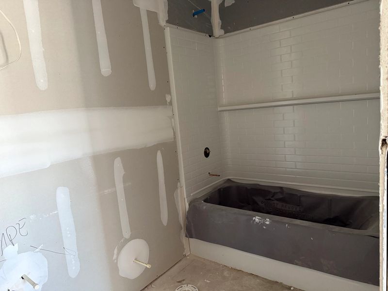 Elegant 2nd bathroom