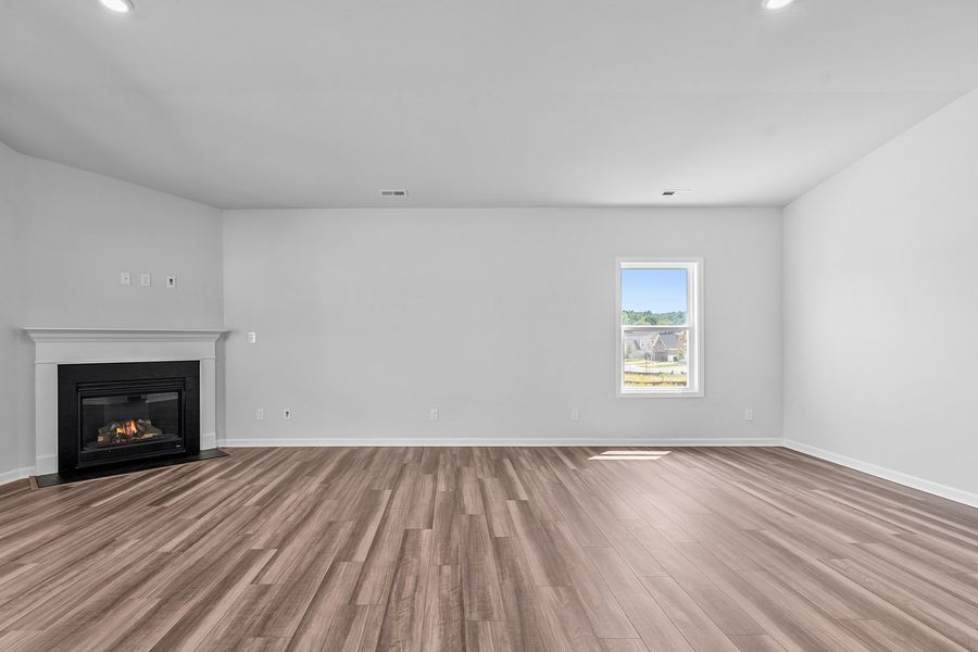 Spacious, unfurnished interior of a new home in Hanes Lake, Winston-Salem (Image 23). Spacious, unfurnished interior of a new home in Hanes Lake, Winston-Salem (Image 23).