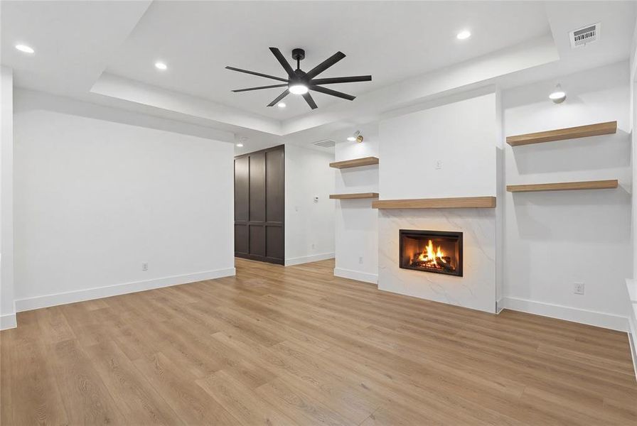 Spacious, unfurnished interior of a new home in , Dallas (Image 16).