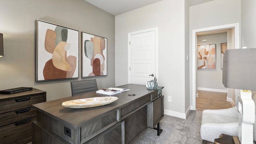 Furnished interior view inside a new home in Lakeview Pointe, Grand Prairie (Image 35).