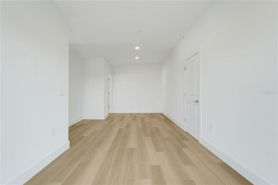 Image 33 of a home in . Image 33 of a home in .