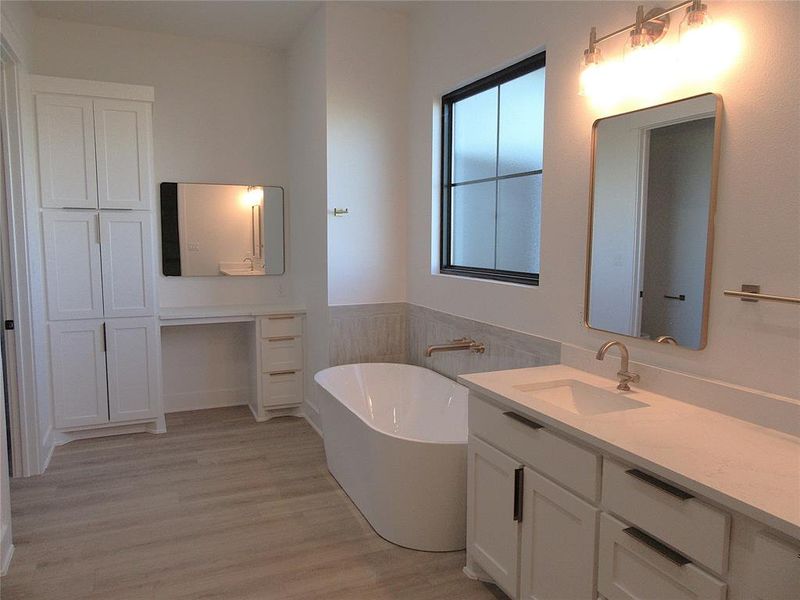 Furnished interior view inside a new home in , Crawford (Image 10).