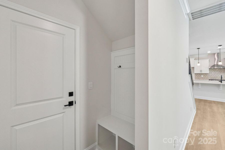 Spacious, unfurnished interior of a new home in Falls Cove, Troutman (Image 37).