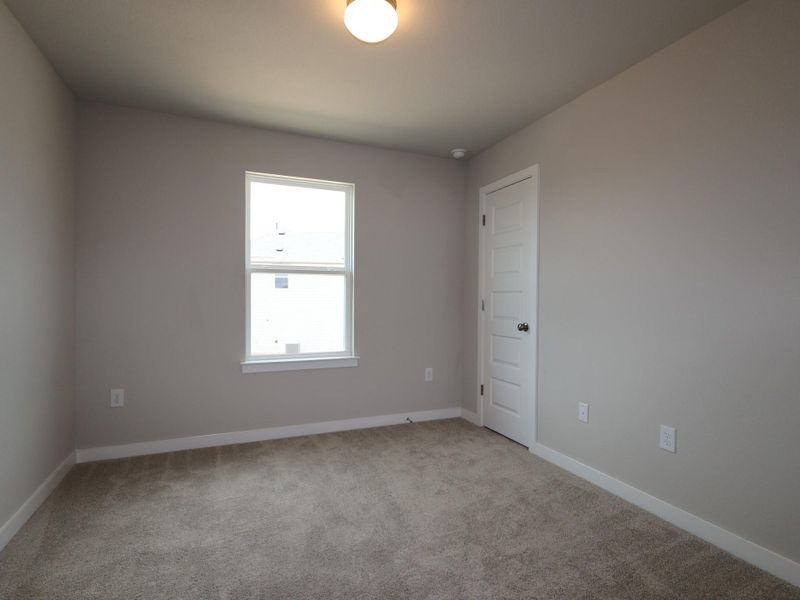 Spacious, unfurnished interior of a new home in Cascades at Onion Creek, Austin (Image 9). Spacious, unfurnished interior of a new home in Cascades at Onion Creek, Austin (Image 9).