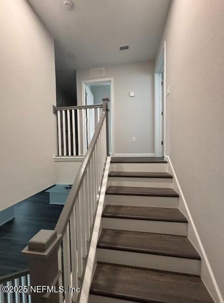 Spacious, unfurnished interior of a new home in , Jacksonville (Image 18).