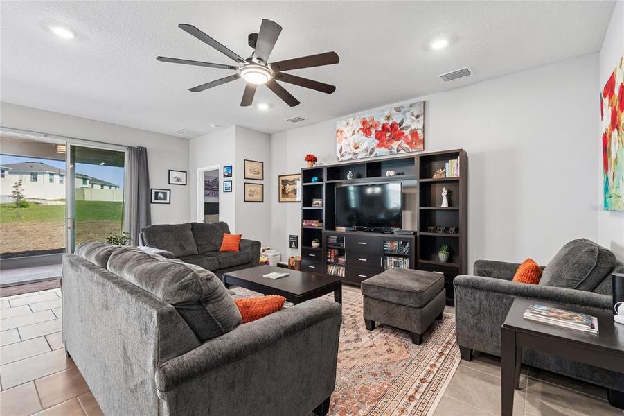 Furnished interior view inside a new home in , Wesley Chapel (Image 17).