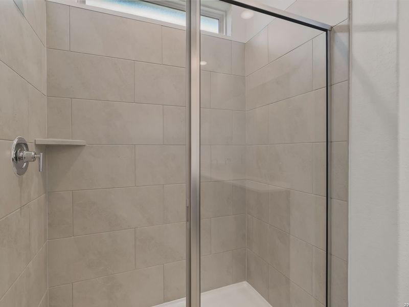 Close-up of interior finishes inside a home in Hickory Ridge, San Antonio (Image 16).