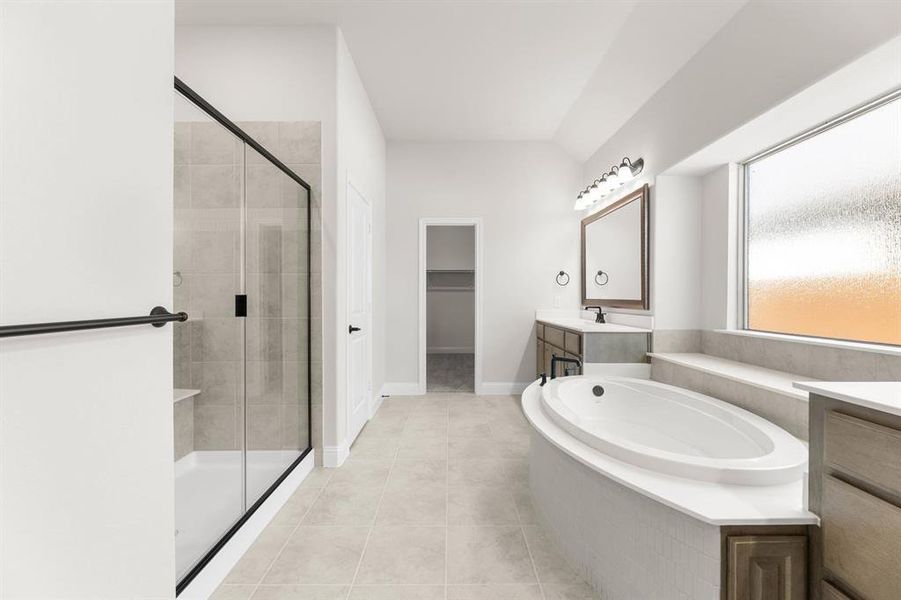 713 Seahawk-Primary Suite-3