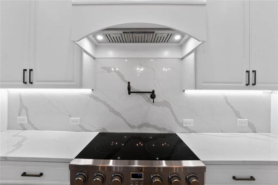 Close-up of interior finishes inside a home in , Port Charlotte (Image 20).