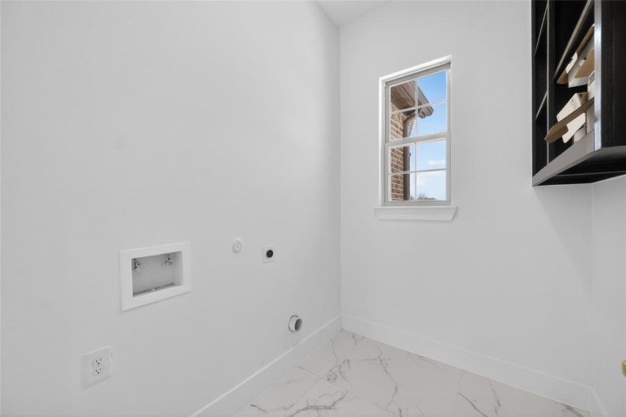 Spacious, unfurnished interior of a new home in , Lancaster (Image 19).