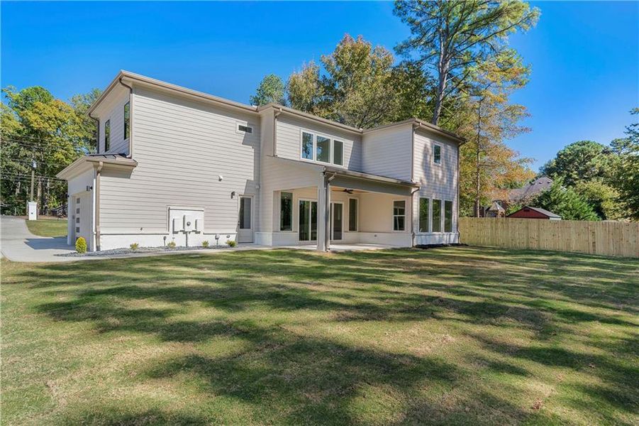 Exterior details and patio area of a home in , Lawrenceville (Image 2).