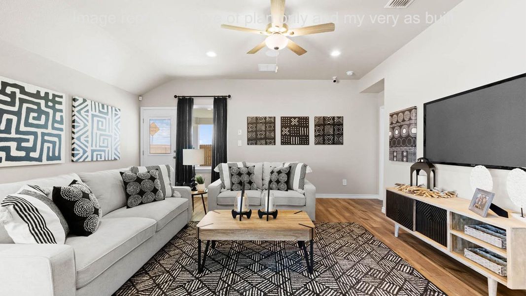 Furnished interior view inside a new home in Saratoga Crossing, Corpus Christi (Image 6).