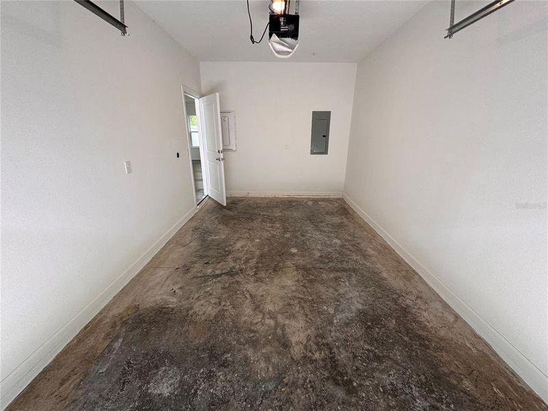 Spacious, unfurnished interior of a new home in , Orlando (Image 20). Spacious, unfurnished interior of a new home in , Orlando (Image 20).