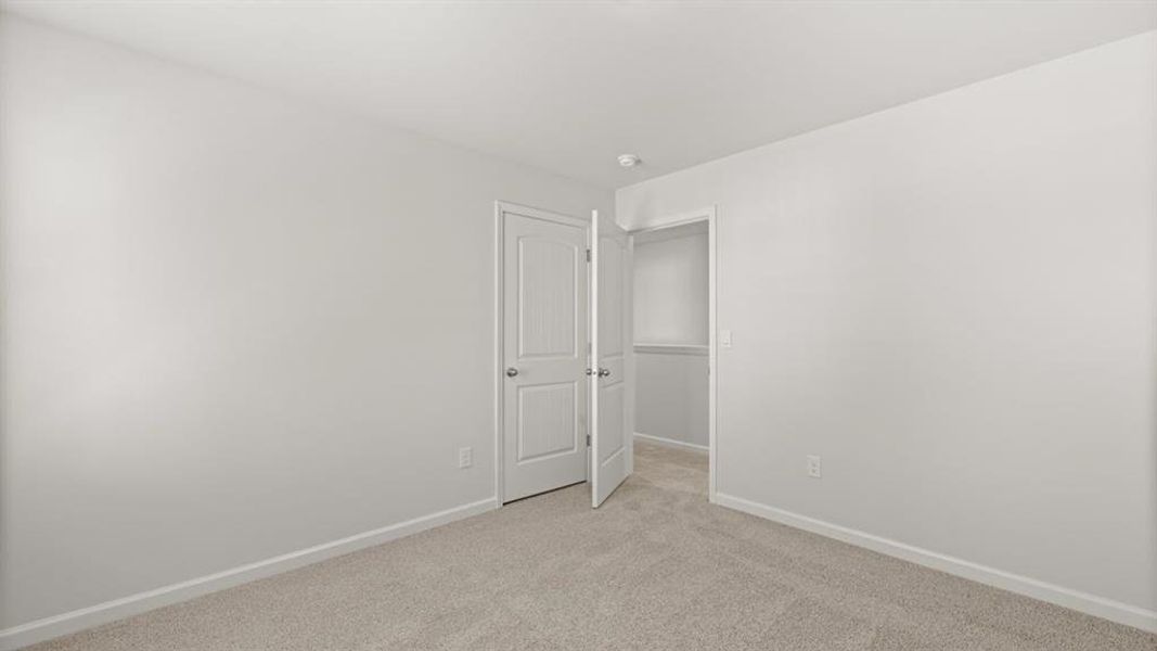 Spacious, unfurnished interior of a new home in Braselton Village, Braselton (Image 28).