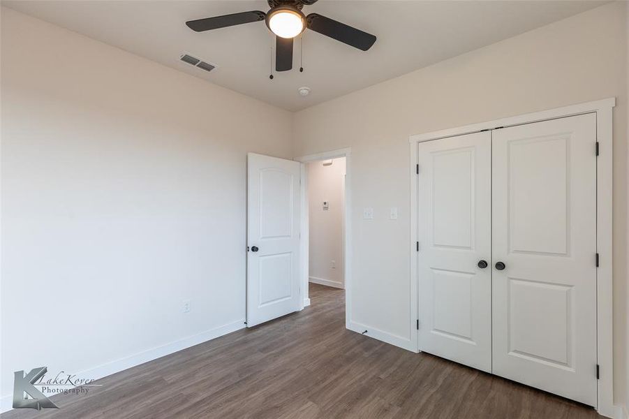 Spacious, unfurnished interior of a new home in , Abilene (Image 30).