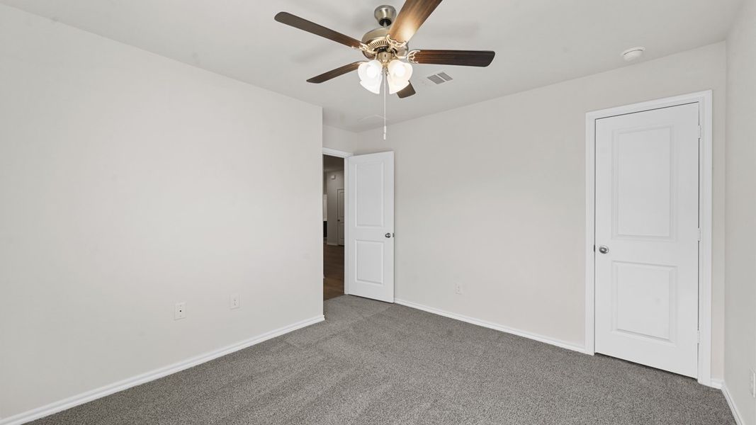 Spacious, unfurnished interior of a new home in Wildwood, Royse City (Image 23).