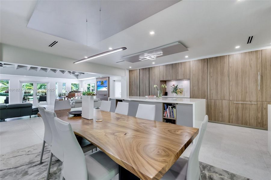 Furnished interior view inside a new home in , Coral Gables (Image 4).