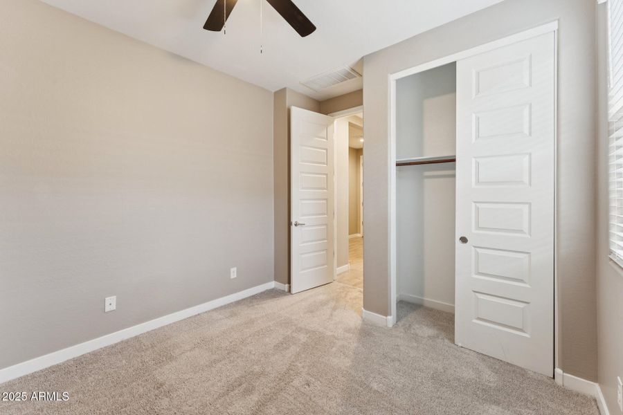 025-bedroom-4 025-bedroom-4