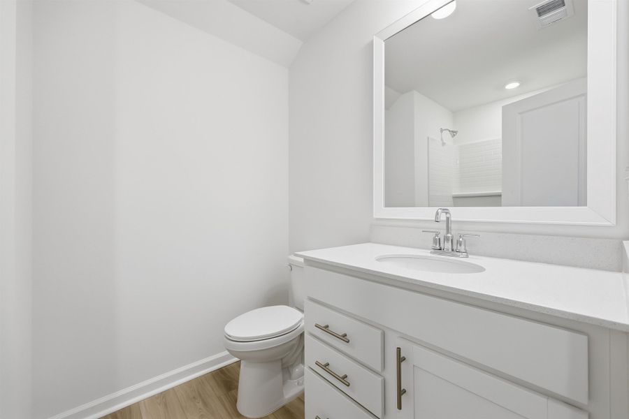 Furnished interior view inside a new home in Edgefield, Loris (Image 13).