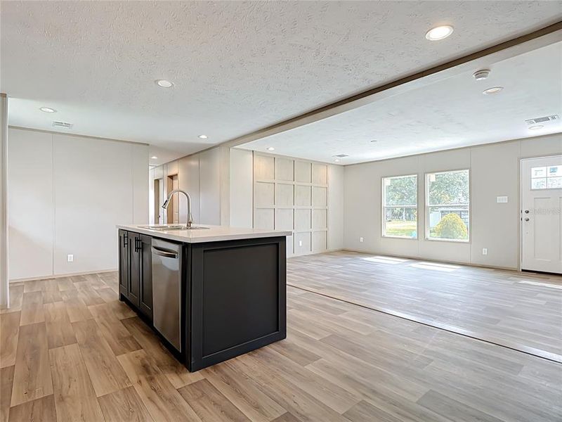 Spacious, unfurnished interior of a new home in , St. Cloud (Image 16).