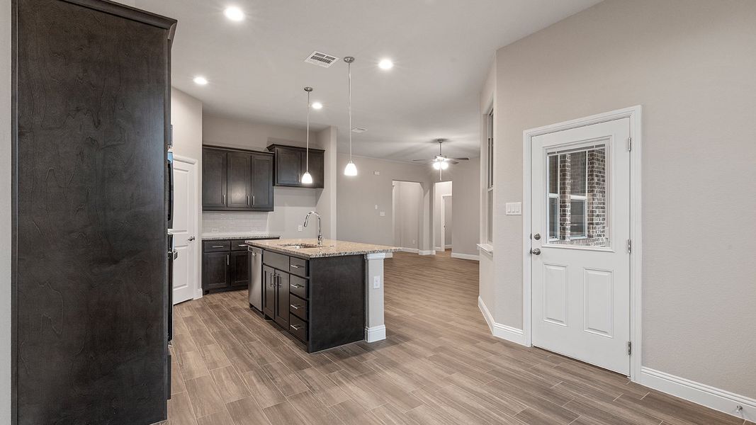 Furnished interior view inside a new home in Lakeview Pointe, Grand Prairie (Image 10).
