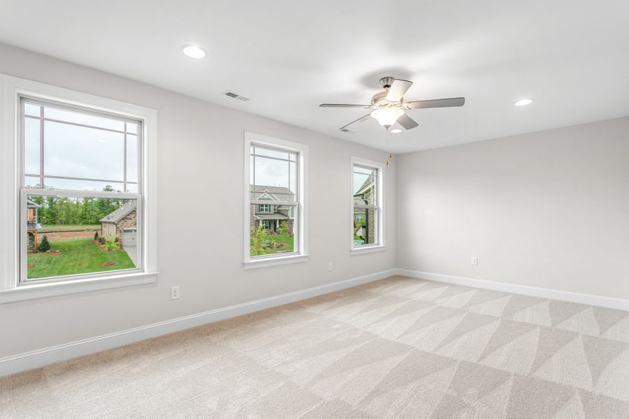 Representative unfurnished interior of a home built from the Kendall Lux by Keystone Homes NC in Weybridge, Burlington (Image 37).