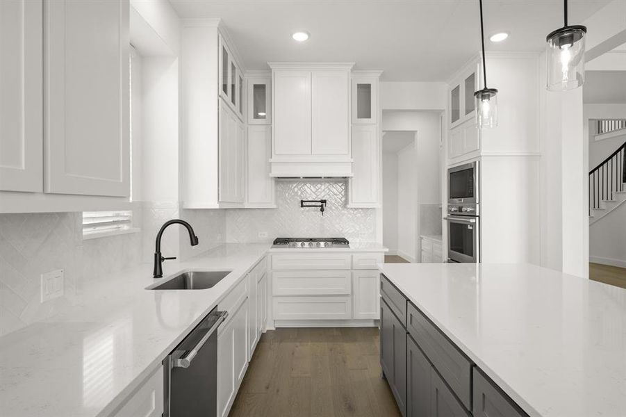 291 Cheyenne Mountain- Kitchen-3