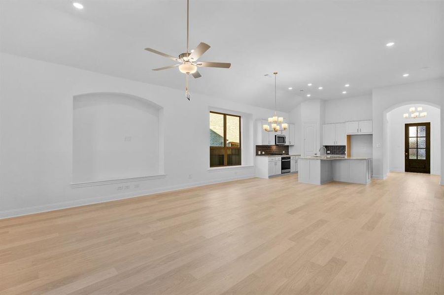 DAL_Trinity Falls_Lamar_204 Bay Laurel Road (12)