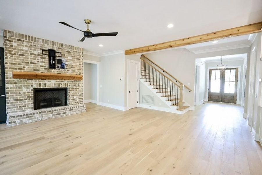 Spacious, unfurnished interior of a new home in Hidden River, Signal Mountain (Image 103). Spacious, unfurnished interior of a new home in Hidden River, Signal Mountain (Image 103).