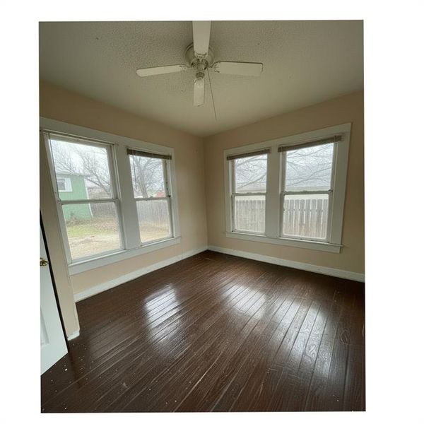 Spacious, unfurnished interior of a new home in , Mineral Wells (Image 9).