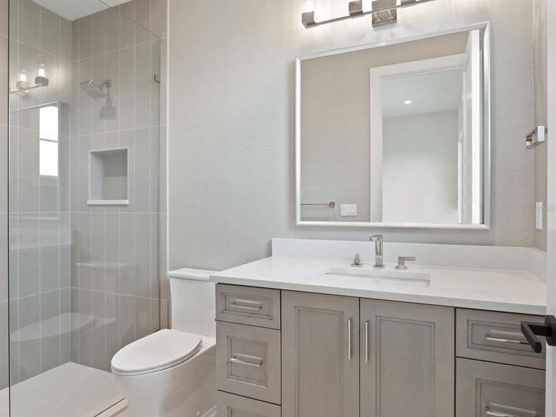 Furnished interior view inside a new home in , Orlando (Image 16).