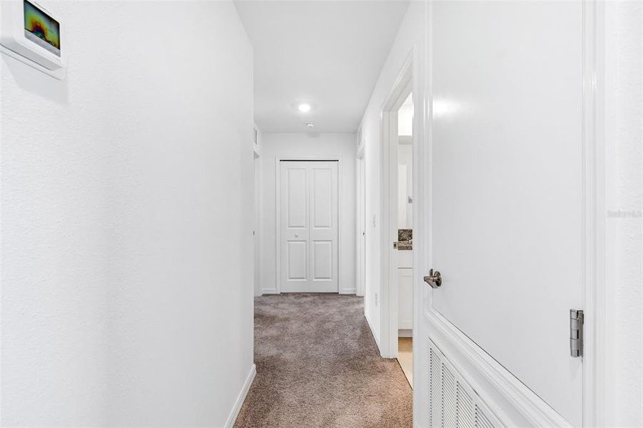 Spacious, unfurnished interior of a new home in , Zephyrhills (Image 27).