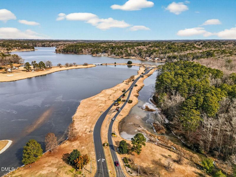 048-1280x960-carolina-trace-gated-commun